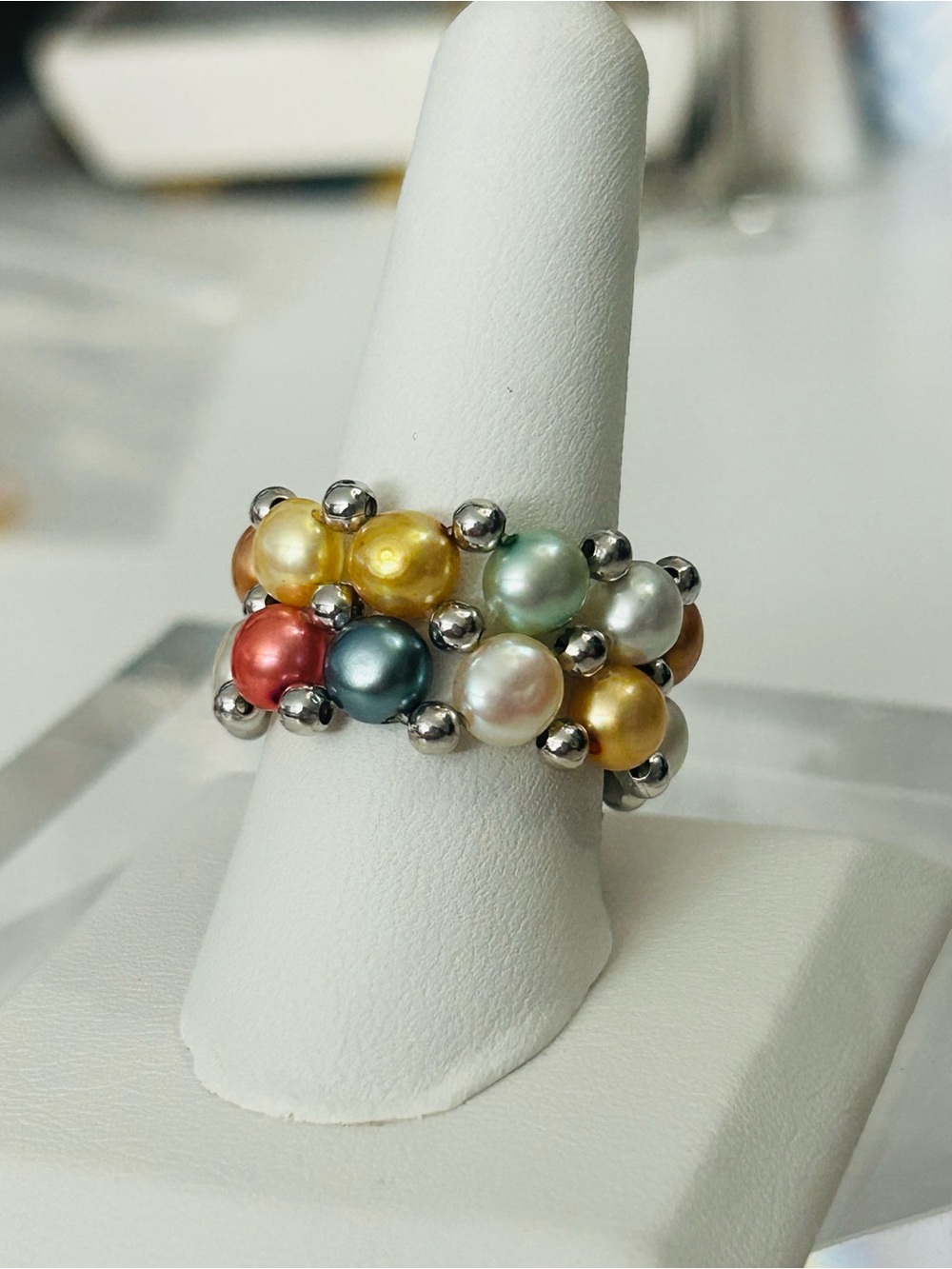 Multicolor Woven Genuine Button Pearl Stretch Ring